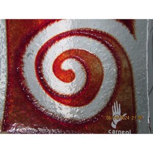 CARNEOL FUSED GLASS PLATE TRINKET DISH RED AND CLEAR SWIRL WITH TAG